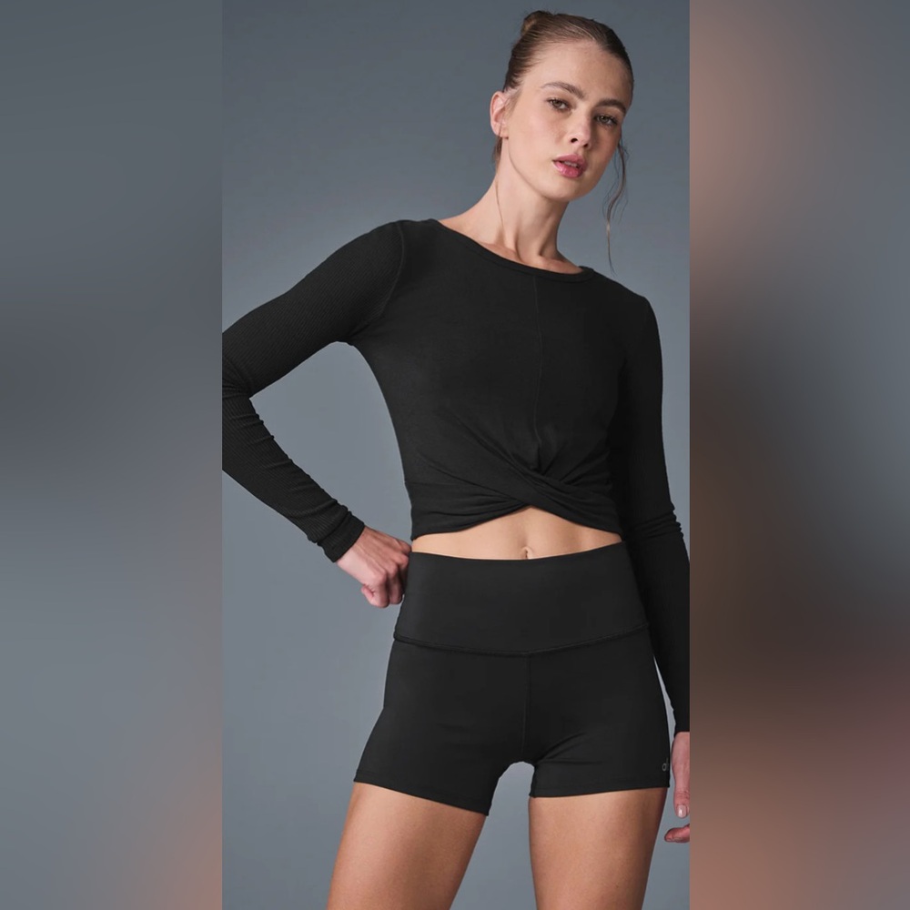 ALO Yoga Black Cover Long Sleeve Top